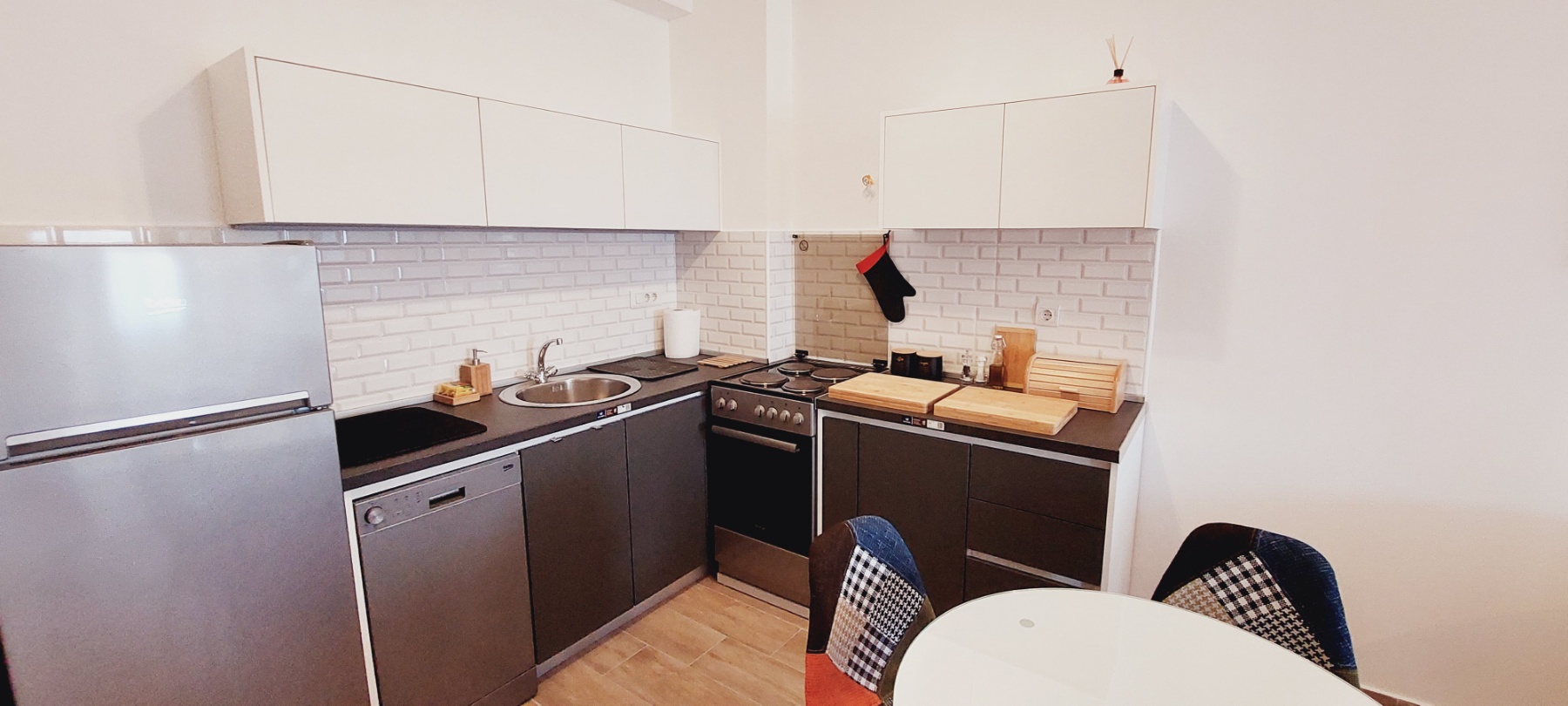 Apartment EtaNikol kitchen with dishwasher, Ulcinj Montenegro